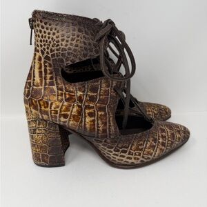 Freebird by Steven Joyce Ankle Bootie Crocodile Embossed Leather Brown Size 7